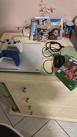 Xbox one s + 2 controller e 5 giochi