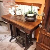 Tavolino macchina per cucire