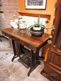 Tavolino macchina per cucire