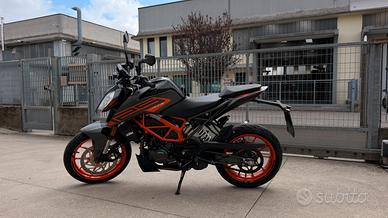 Moto KTM Duke 125