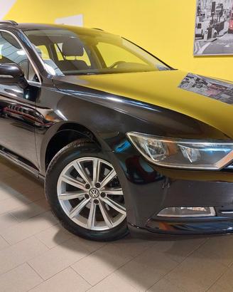 Volkswagen Passat Variant 2.0 tdi Executive 150cv