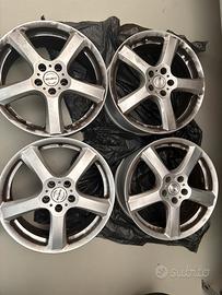 Cerchi in lega da 17 mantavano su opel mokka