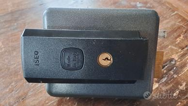 elettroserratura Iseo per portoni e cancelletti