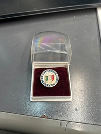 Spilla distintivo touring club italiano vintage