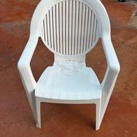 Sedia in resina bianca