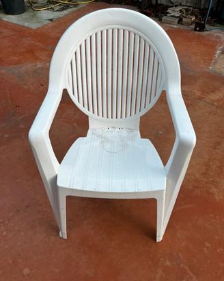 Sedia in resina bianca