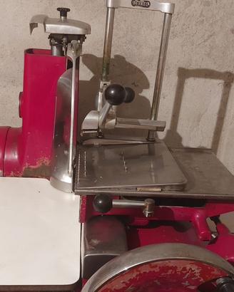 AFFETTATRICE BERKEL 115E + PIANTANA