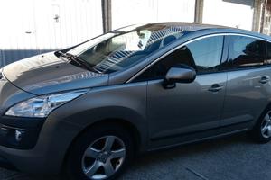 Peugeot 3008 cambio automatico nuovo