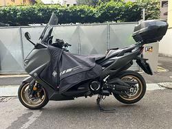 YAMAHA T-Max 560 Tech Max