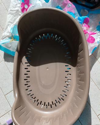 cucce per cani o gatti,e accessori 