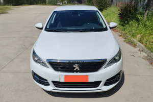Peugeot 308 1.5 BlueHDi 130 CV Business - 2018