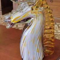 Cavallo in vetro