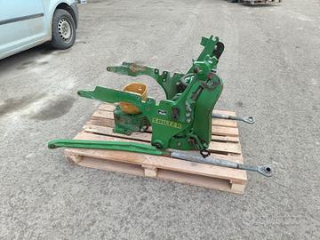 sollevatore anteriore e PTO per trattore John Deer