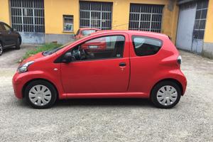 Toyota Aygo 1.0 12V VVT-i 3 porte Sol