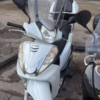 Honda sh 300 ie