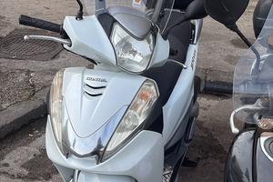 Honda sh 300 ie