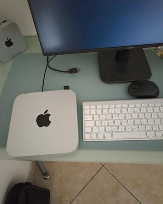 Mac mini M2