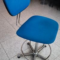 Sgabello girevole da disegno/ laboratorio