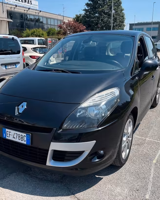 Renault Scenic Scénic 1.9 dCi 130CV Dynamique