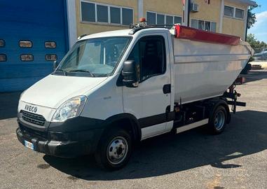 Iveco Daily 35C11 vasca costipatore
