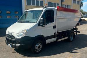 Iveco Daily 35C11 vasca costipatore