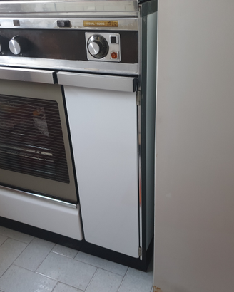 Cucina Gasfire 5 fuochi Anni 60 Vintage
