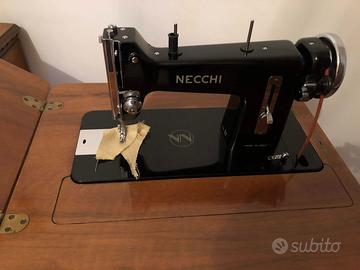 MACCHINA DA CUCIRE NECCHI