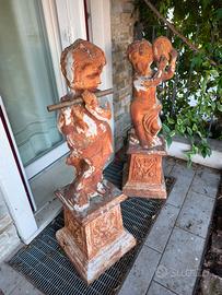 Coppia di Putti in ghisa 