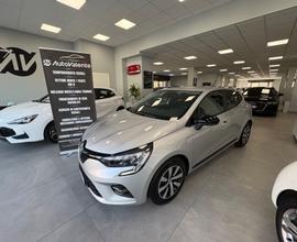 Renault Clio 1.0 benz 65CV 2024 km4200 neopatentat