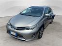toyota-auris-hybrid-lounge