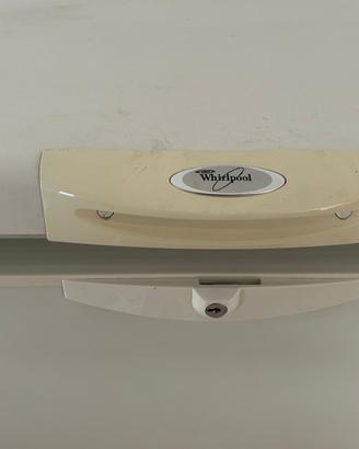 Congelatore a pozzetto Whirlpool