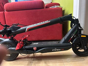 Monopattino ducati pro3