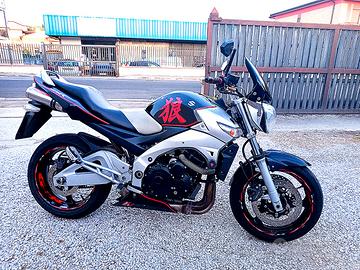 Suzuki Gsr 600