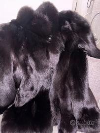 pelliccia nera nuova