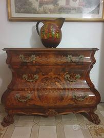 Como’ e comodini d’epoca