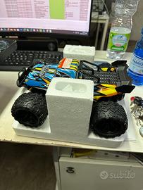Auto radiocomandata scala 1:16 nuova in confezione