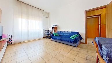 Bilocale confortevole con ampio soggiorno!