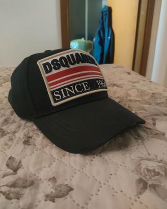 Cappello dsquared2