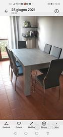 tavolo con sei sedie 