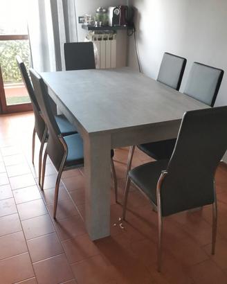 tavolo con sei sedie 
