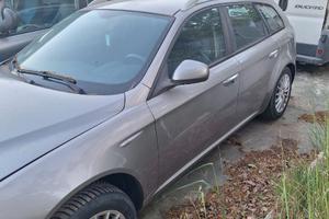 ALFA ROMEO 159 1.9 JTDm 140000km,ricambi
