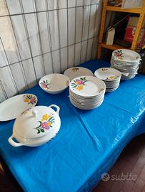 set 40 pezzi Richard ginori anni 70