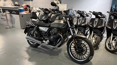Moto Guzzi V9 ROAMER