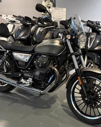 Moto Guzzi V9 ROAMER