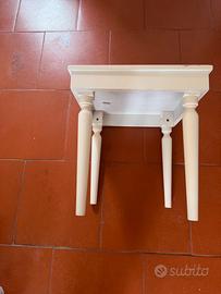 Tavolino in legno 45x45 cm – stile classico