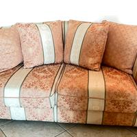 Divano classico elegante stile vintage