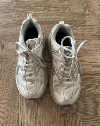 Scarpe donna usate