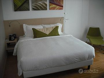 CUSCINI LETTO DECORATIVI