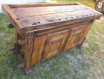 ANTICO BANCO DA LAVORO