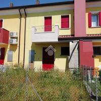 VILLA A SCHIERA A CAVARZERE